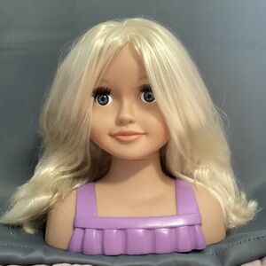 Our Generation TRISTA Styling Head Blonde Hair Blue Eyes doll